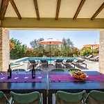 Martha In Istria With Private Pool - Wellness & Table Tennis For 12 Persons וילה