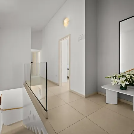 Martha In Istria With Private Pool - Wellness & Table Tennis For 12 Persons ヴィラ Žminj