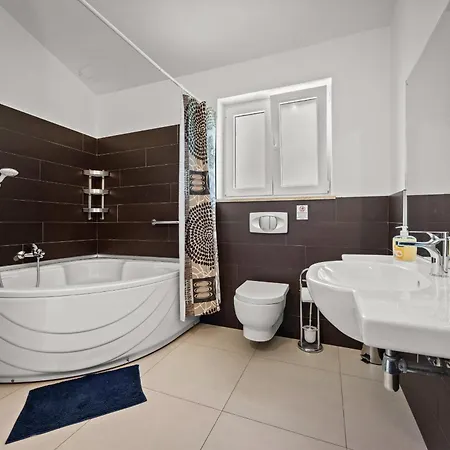 Martha In Istria With Private Pool - Wellness & Table Tennis For 12 Persons ヴィラ