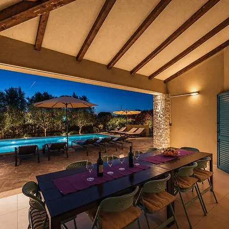 ヴィラ Martha In Istria With Private Pool - Wellness & Table Tennis For 12 Persons
